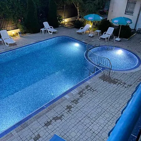 Apartament Violet Garden 2 Veranda Sunny Beach