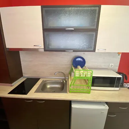 Violet Garden 2 Veranda Apartman *