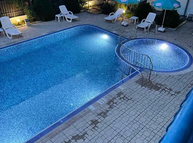 Appartement Violet Garden 2 Veranda Slantchev Briag