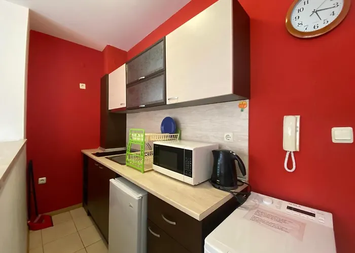 Violet Garden 2 Veranda Апартамент